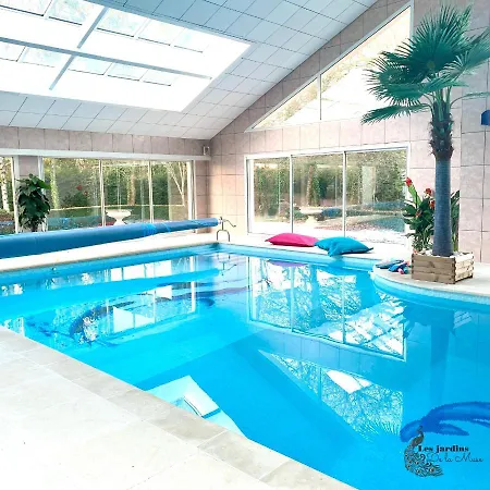 Les Jardins De La Muse, Piscine Couverte, Et Fitness Guest house Basse-Goulaine