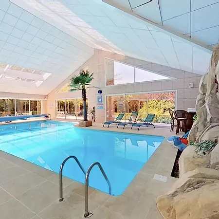 Les Jardins De La Muse, Piscine Couverte, Et Fitness