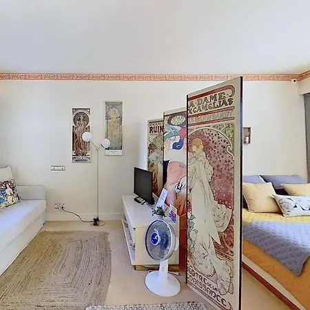 ゲストハウス Les Jardins De La Muse, Piscine Couverte, Et Fitness *