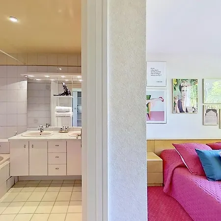 Les Jardins De La Muse, Piscine Couverte, Et Fitness Guest house Basse-Goulaine