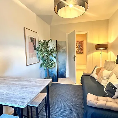Guest house Les Jardins De La Muse, Piscine Couverte, Et Fitness Basse-Goulaine