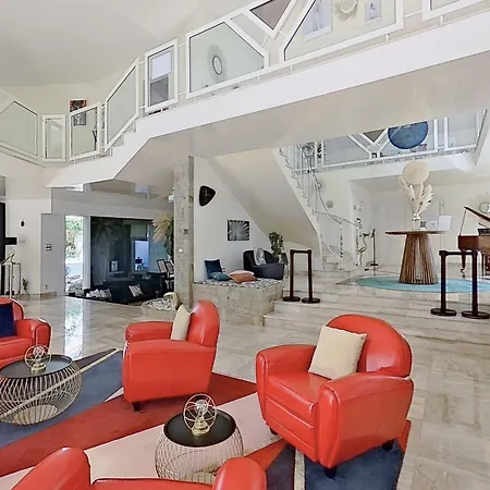 Les Jardins De La Muse, Piscine Couverte, Et Fitness Gasthuis *