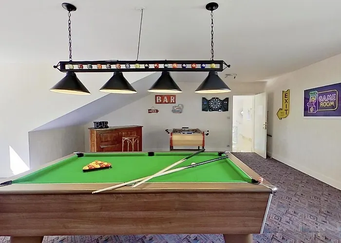 Les Jardins De La Muse, Piscine Couverte, Et Fitness Gasthuis