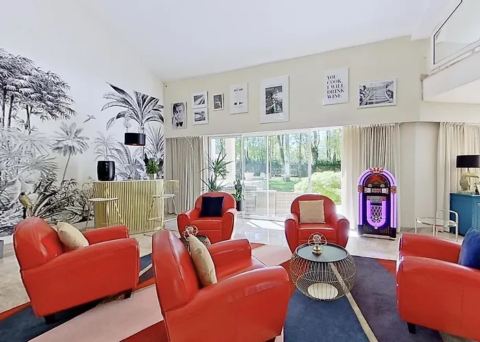 Les Jardins De La Muse, Piscine Couverte, Et Fitness * Basse-Goulaine