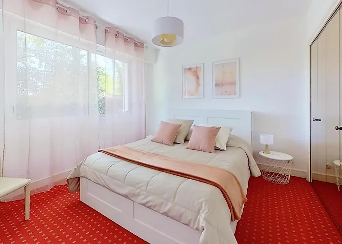 Gasthuis Les Jardins De La Muse, Piscine Couverte, Et Fitness