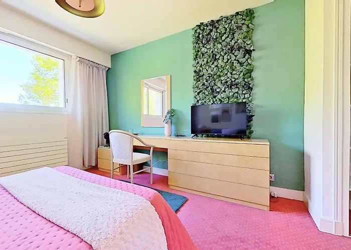 Les Jardins De La Muse, Piscine Couverte, Et Fitness Gasthuis