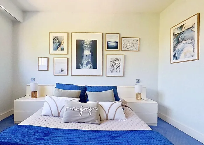 Les Jardins De La Muse, Piscine Couverte, Et Fitness